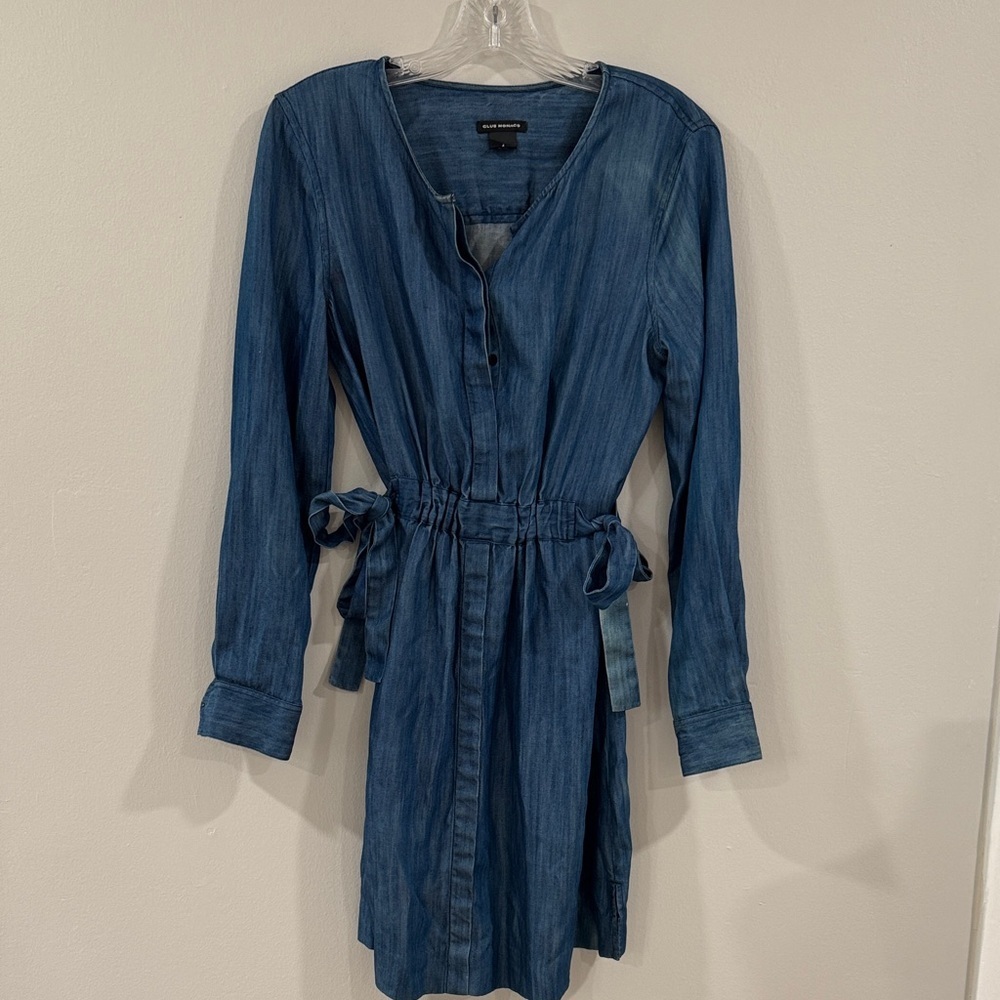 Club Monaco Long Sleeve Denim tie waist Dress